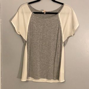 Skies Are Blue Mixed Material Top